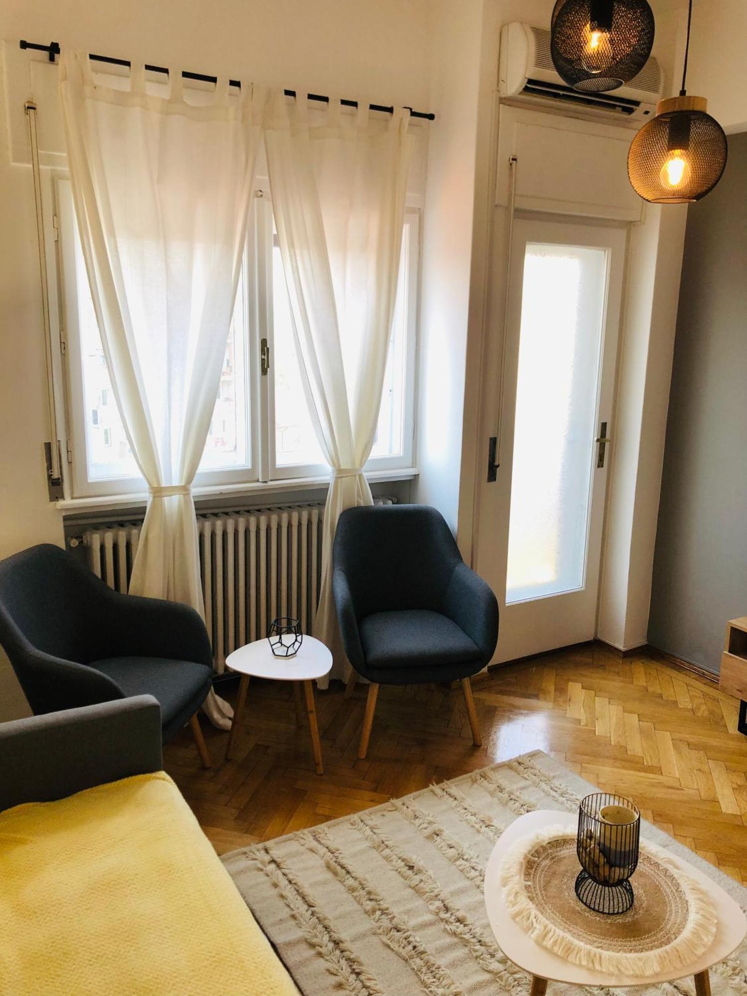 Lovely Studio Bukarest Kültér fotó